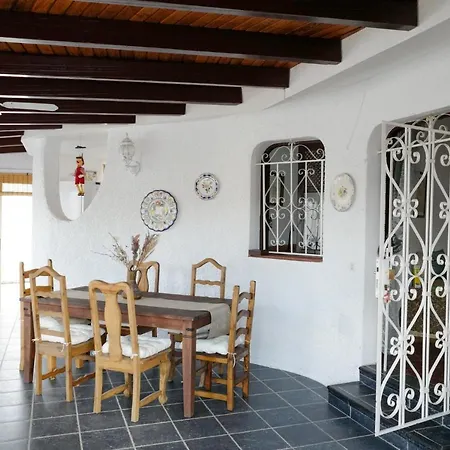 Beautiful Beachfront Garden Villa * Puerto de Santiago (Tenerife)